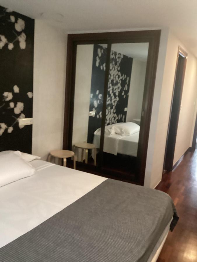 Saudade Hostal Cafeteria A Coruna Ngoại thất bức ảnh