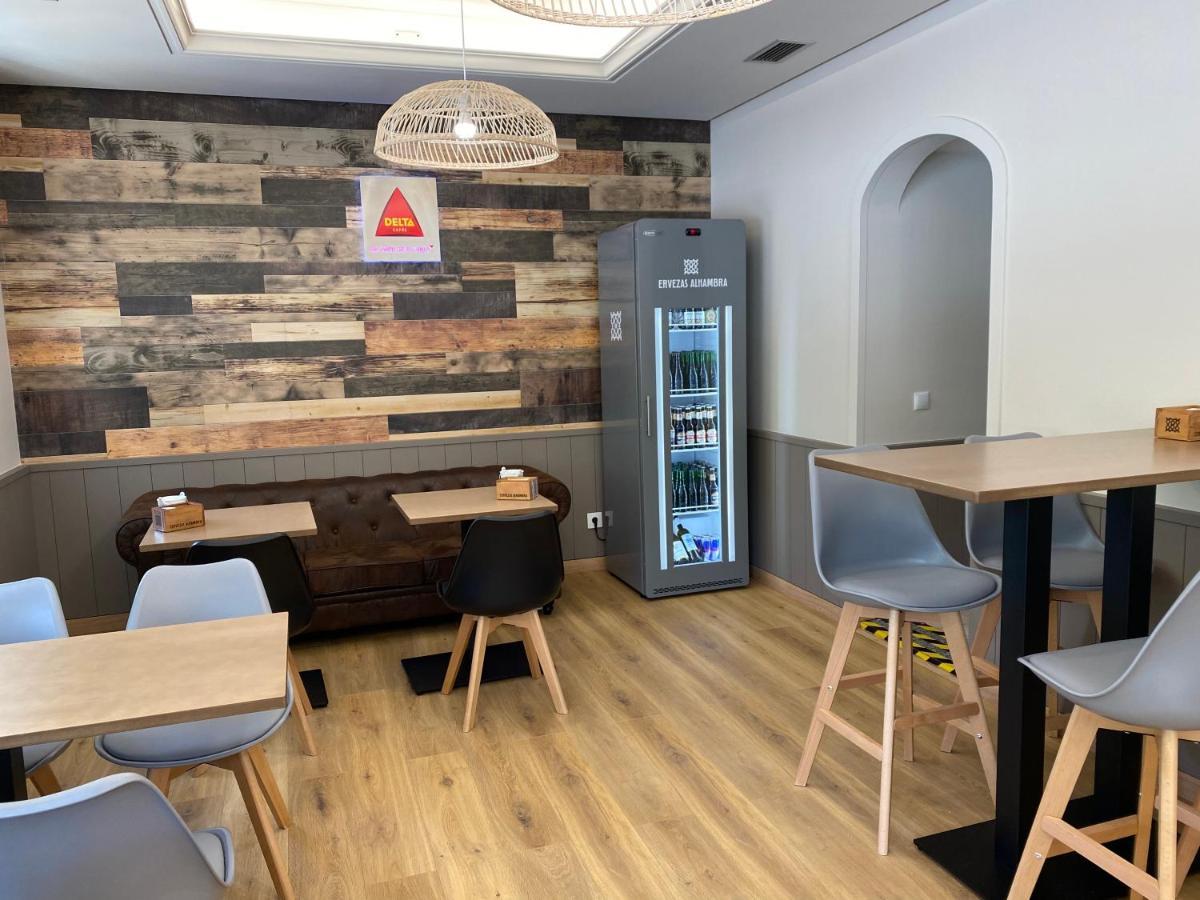 Saudade Hostal Cafeteria A Coruna Ngoại thất bức ảnh