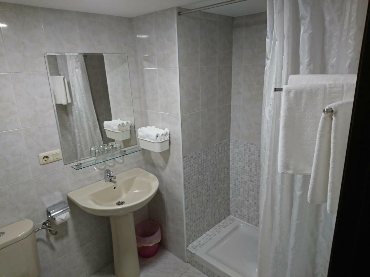 Saudade Hostal Cafeteria A Coruna Ngoại thất bức ảnh