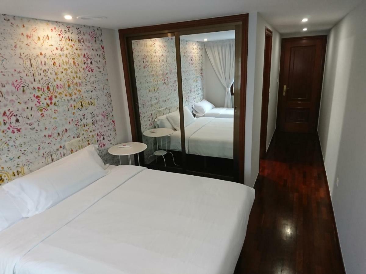 Saudade Hostal Cafeteria A Coruna Ngoại thất bức ảnh