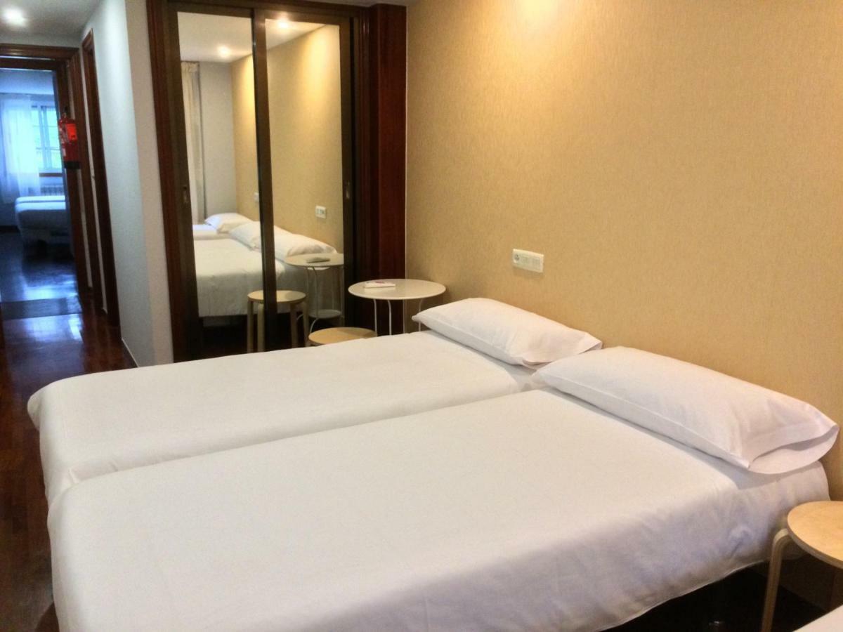 Saudade Hostal Cafeteria A Coruna Ngoại thất bức ảnh